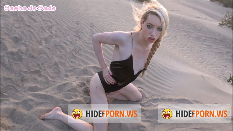 SashaDeSade.com/ManyVids.com - Sasha De Sade - A Sandy Surprise [FullHD 1080p]