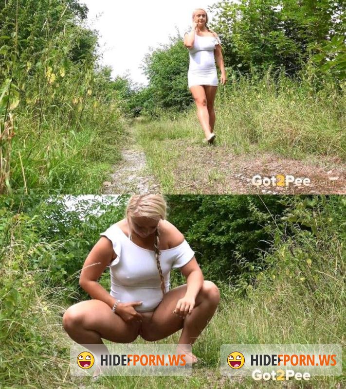 Got2Pee.com - Amateur - Blonde With Plait Pissing [FullHD]