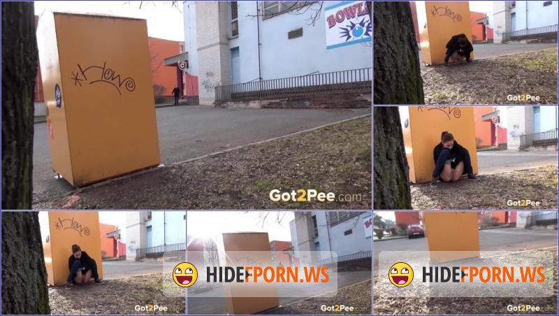 Got2Pee.com - Unknown - Video-muddy-soil [FullHD 1080p]