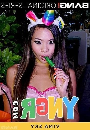 Yngr - Vina Sky - Vina Sky Trick Or Treats For Dick On Halloween! [2019/SD]